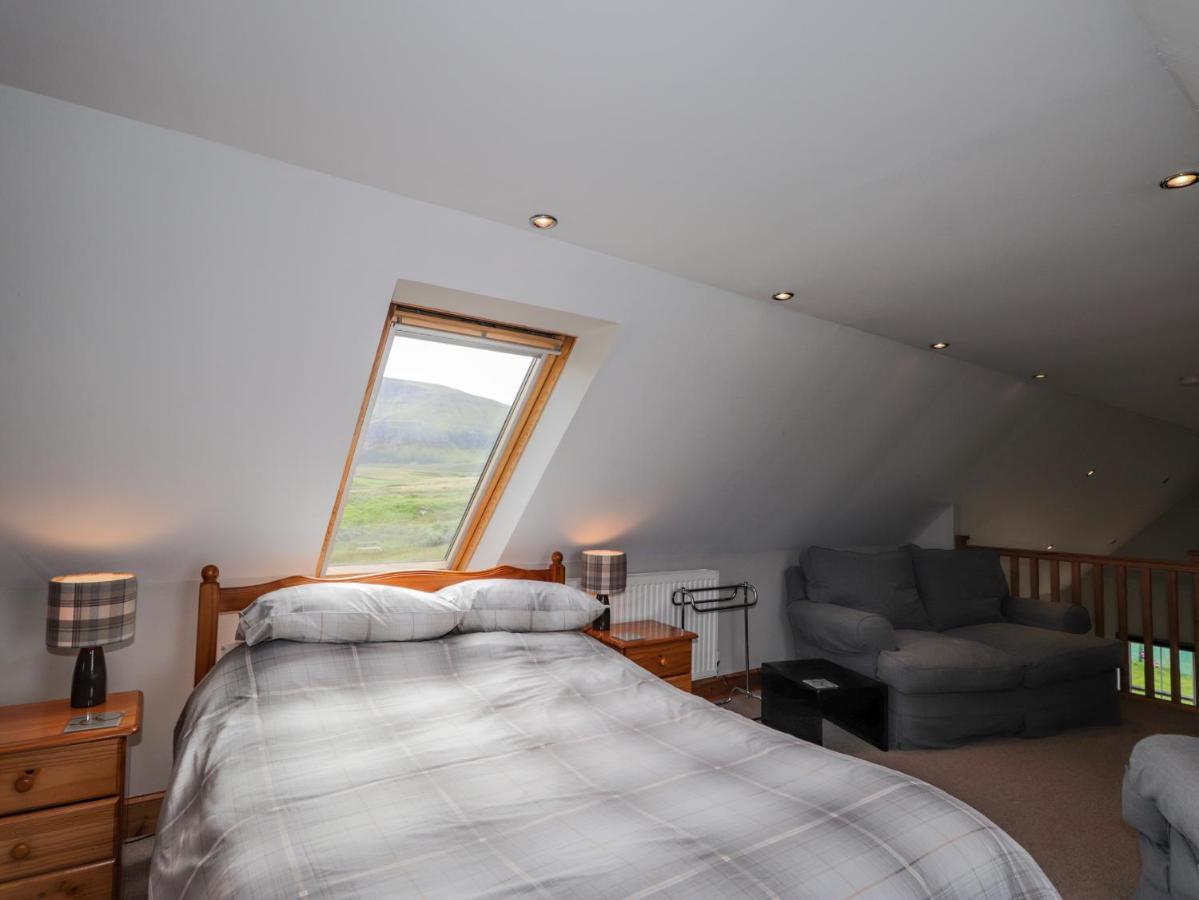 Ridge End Cottage Kilmaluag Zewnętrze zdjęcie